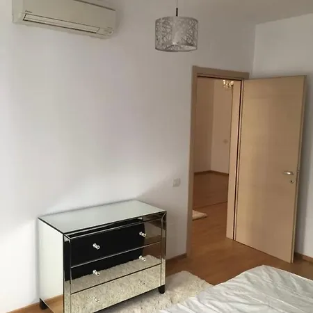 Apartament Herastrau Satul Francez * Bukarest